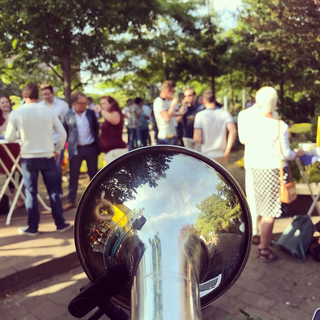 Optreden tijdens een bedrijfsfeest van de ANWB